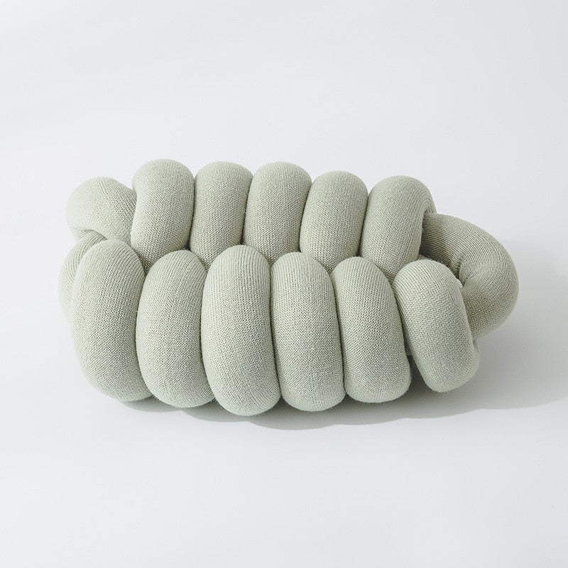 KnotLuxe – Handgeknoopte Decoratieve Knoopkussen met Moderne Uitstraling