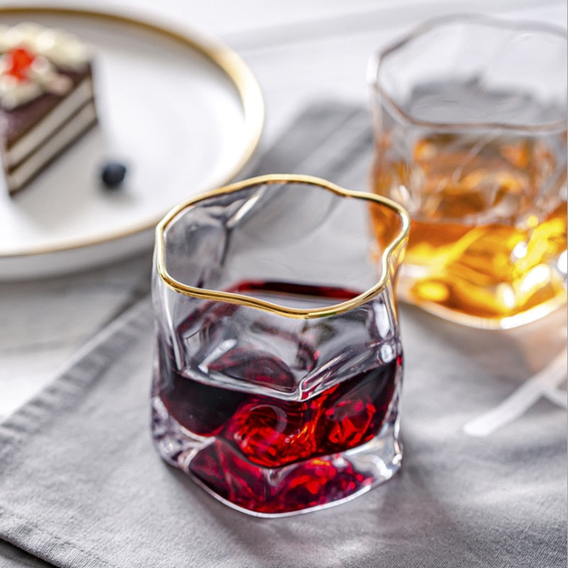 VerreLuxe – Exquise Whiskyglazenset met Dynamisch Vervormd Design