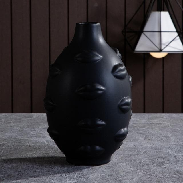 VisageLuxe – Ceramic Design Vases & Flower Pots with Sculptural Elegance