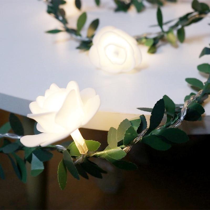 VineGlow – Elegant LED Vine Lighting with Enchanting Leaf Accents