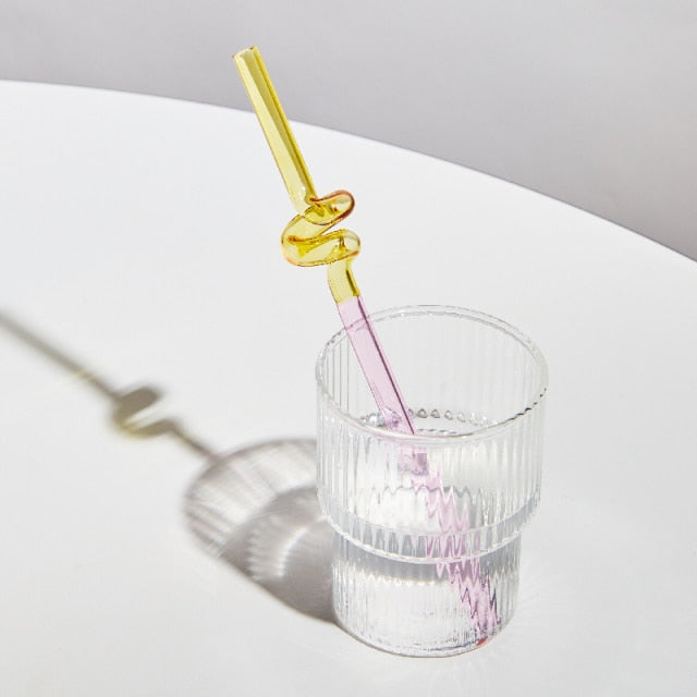 TwistSip – Speelse Gekleurde Glazen Rietjes met Elegant Gedraaid Design