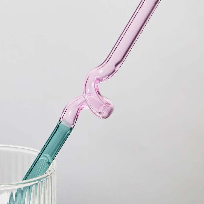 TwistSip – Speelse Gekleurde Glazen Rietjes met Elegant Gedraaid Design