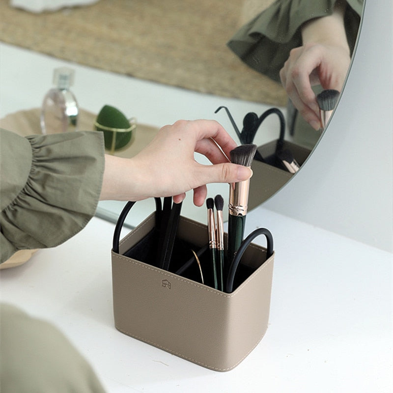 NordicLuxe – Stijlvolle Lederen Opbergmand met Minimalistisch Design