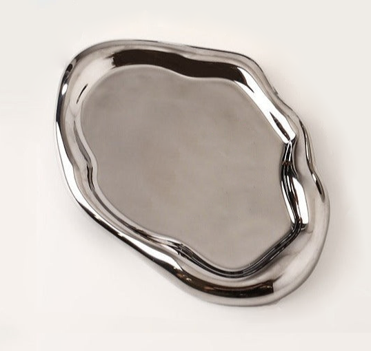 LustraTray – Shiny Ceramic Bowl with Unique Design