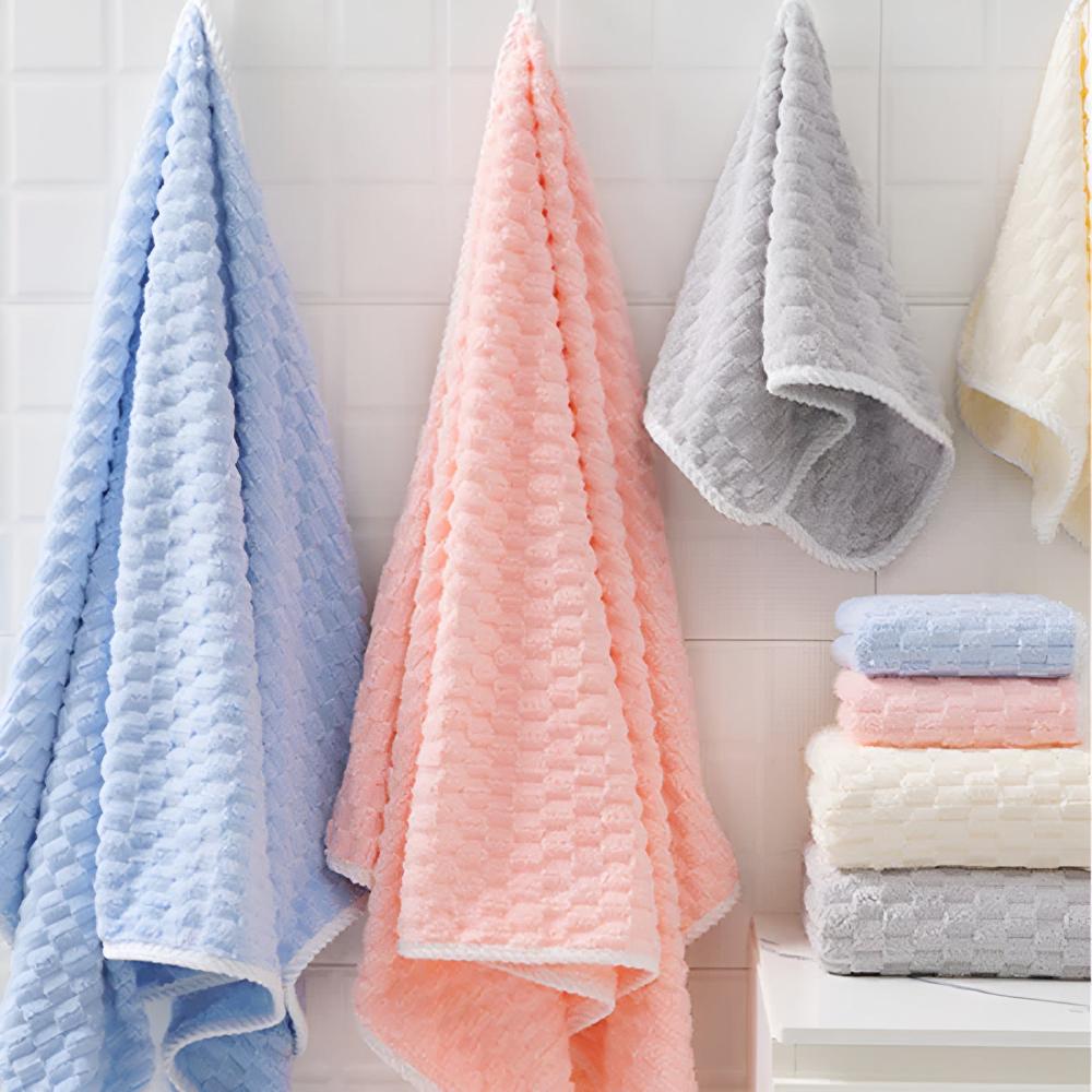 VeluraSoft Luxe Bath Towel Set – Soft Polar Comfort for a Stylish Bathroom
