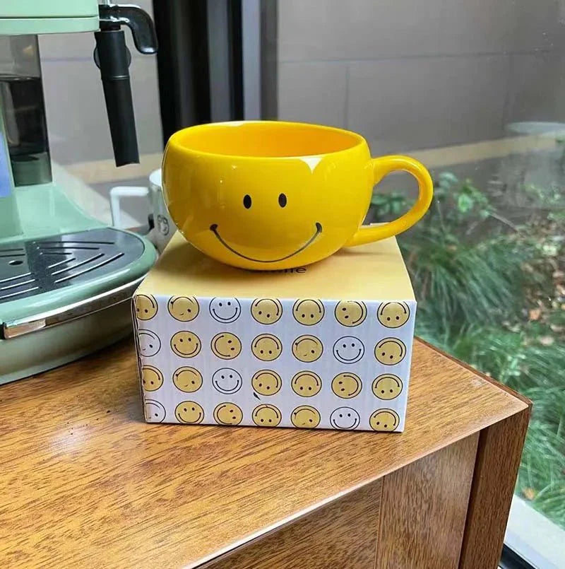 JoySip – Playful Ceramic Coffee Mug with Smiley Face for a Happy Start