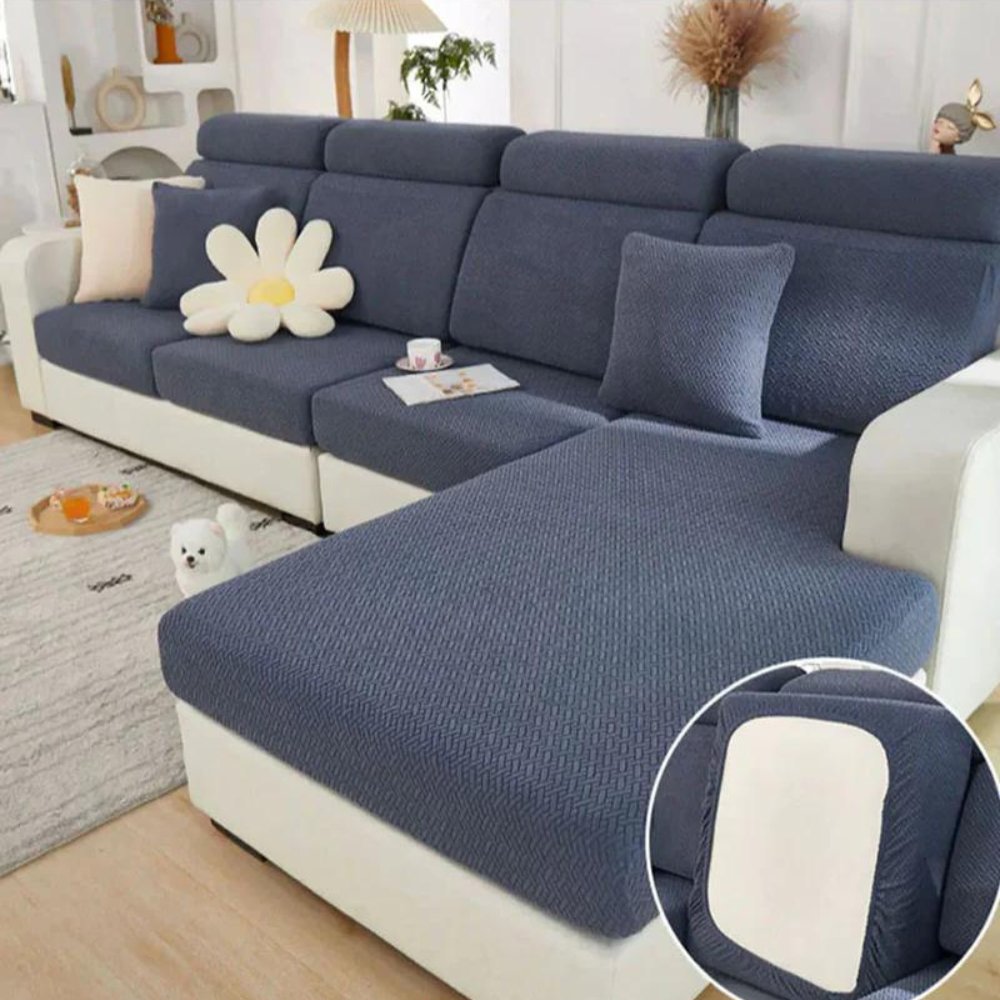 PawLuxe Elegant Sofa Protector – Stylish Protection for a Serene Interior