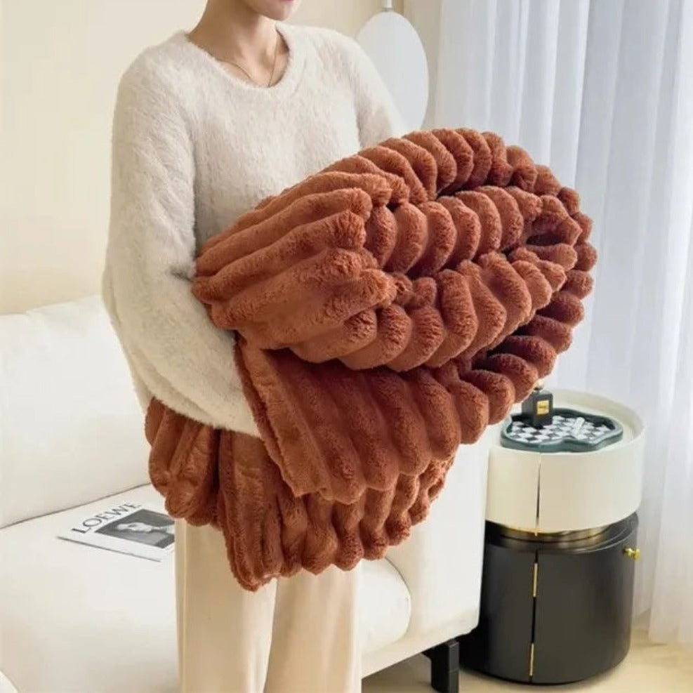 CozyLuxe – Ultra-Soft Ribbed Blanket for Warmth and Comfort