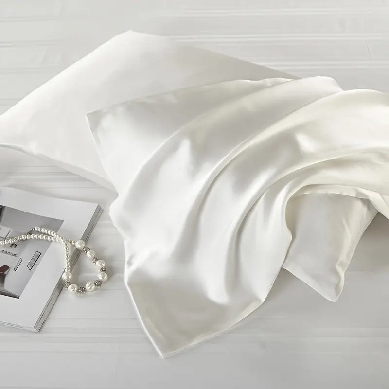 LumiSilk – Luxe Silk Pillowcase Set for Radiant Skin & Healthy Hair