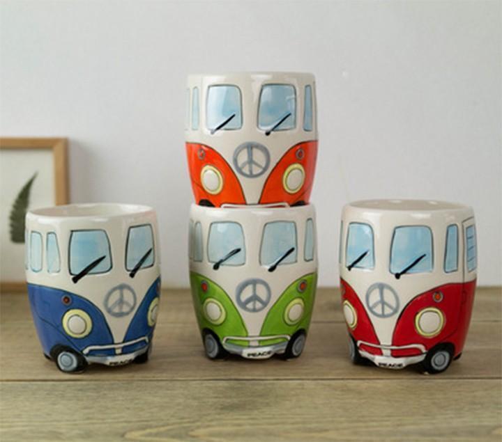 GroovyVibes – Retro Hippie Bus Coffee Mug made of Sustainable Ceramic